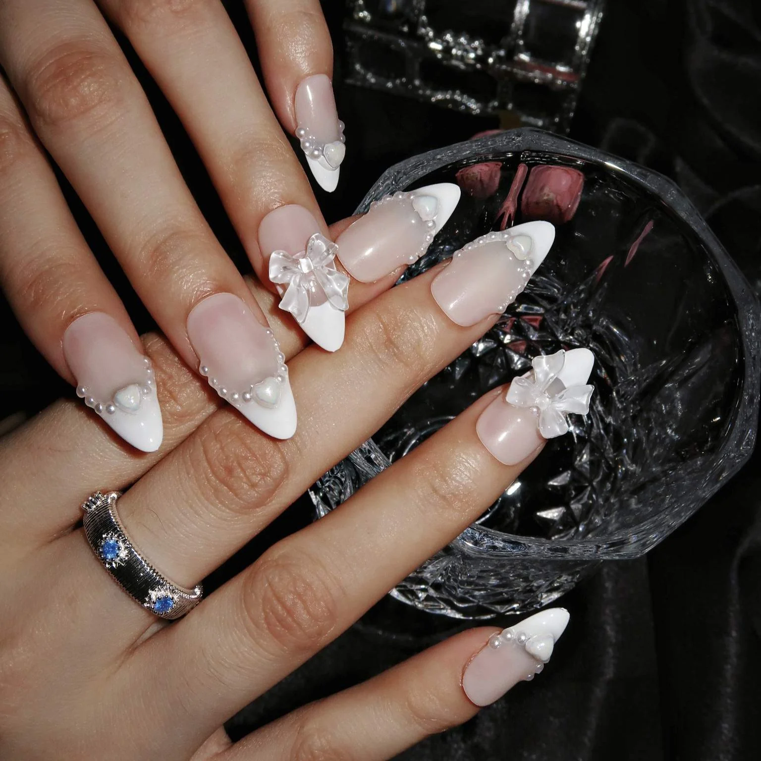 White Ribbon - Image 3