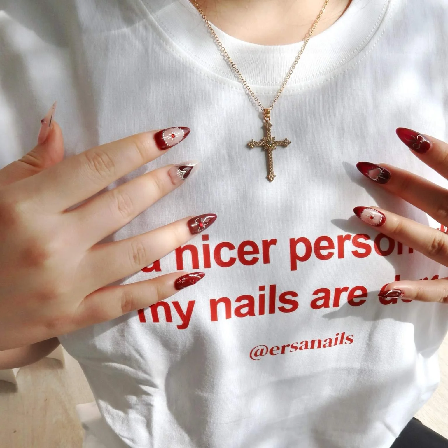 Ersa T-Shirt - Image 5