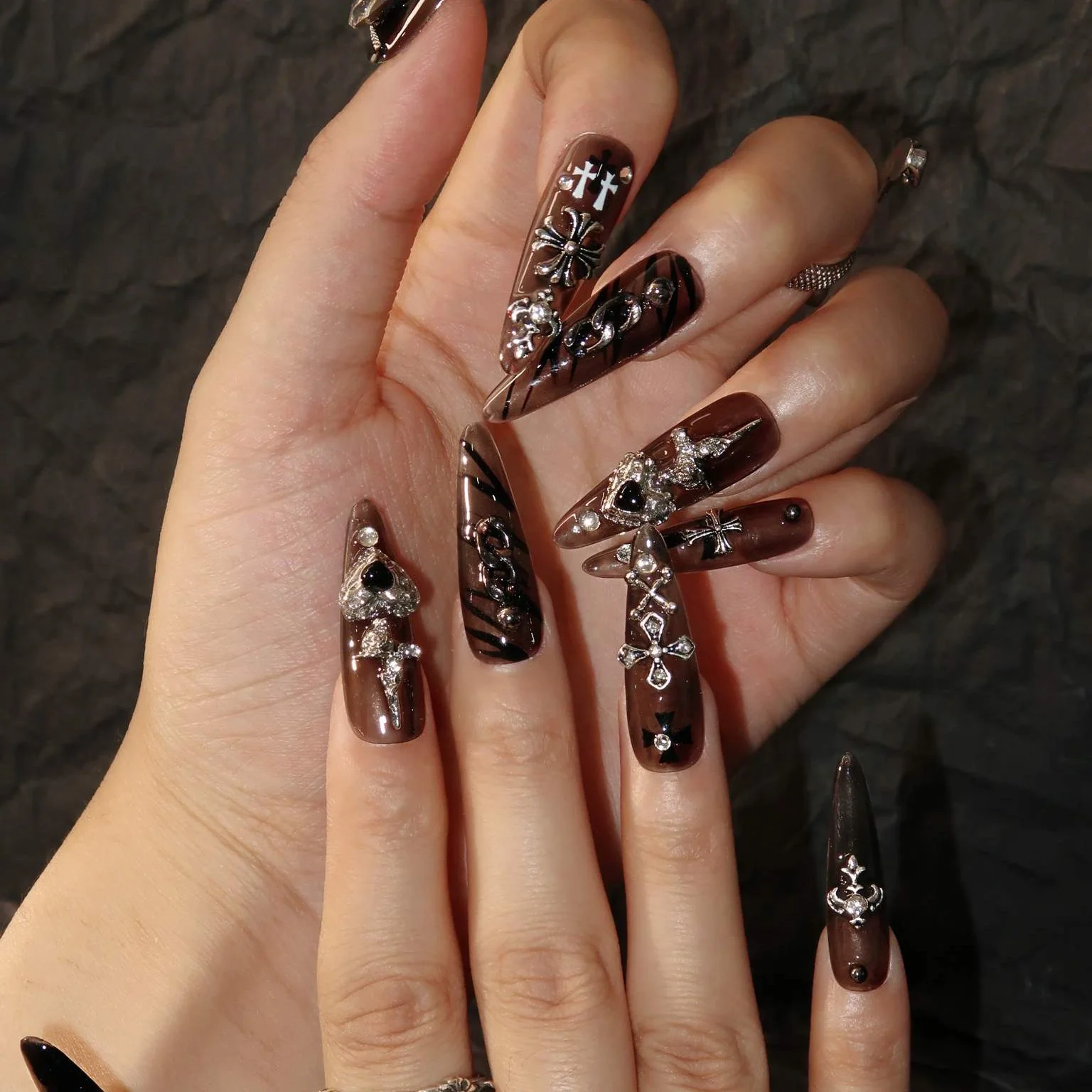 Gothic Radiance - Image 8